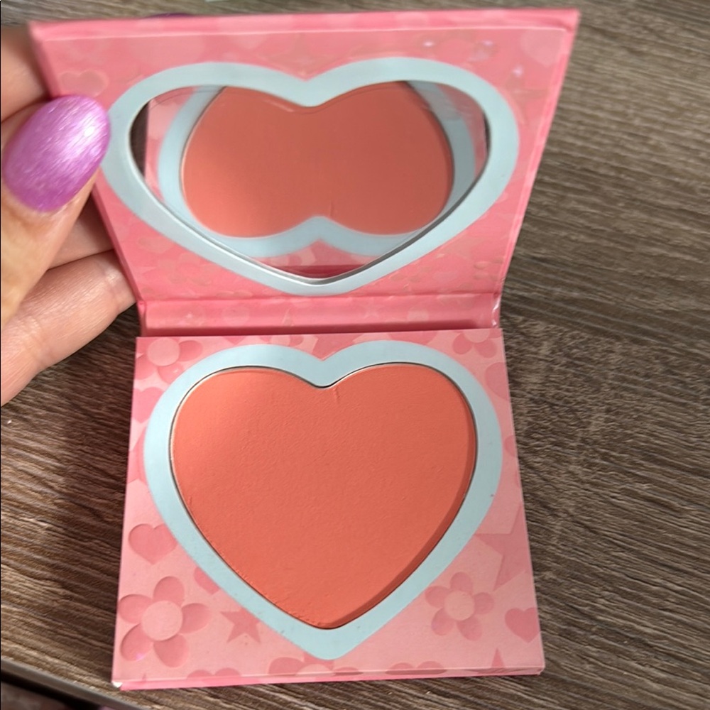 Colorful blush